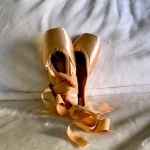 Grischko pointe shoes